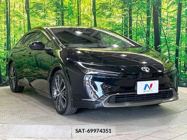 Toyota PRIUS 2023-05 8037762-16