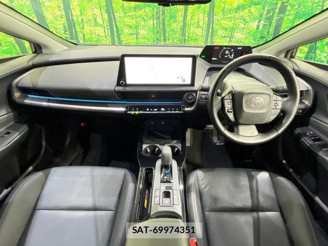 Toyota PRIUS 2023-05 8037762-1