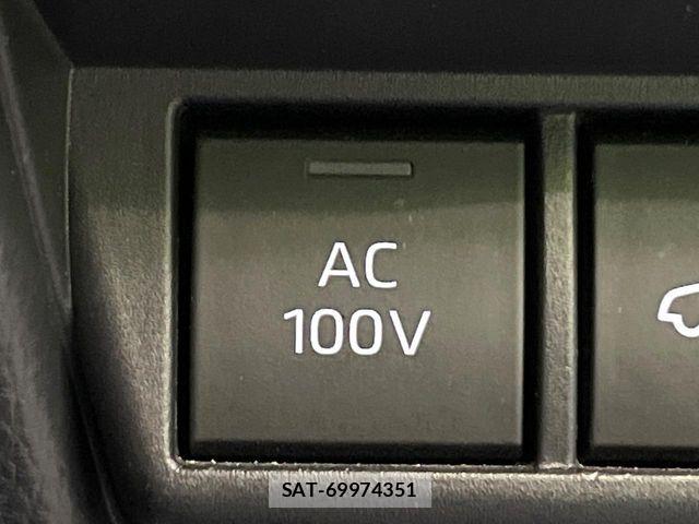 Toyota PRIUS 2023-05 8037762-6