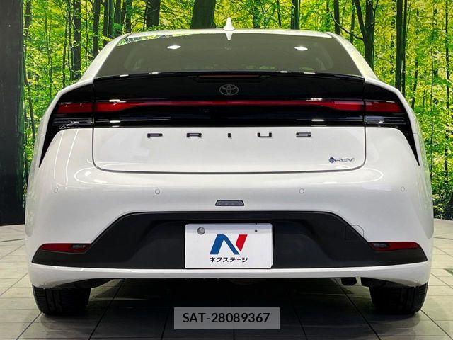 Toyota PRIUS 2023-12 8037765-14