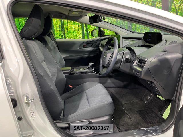 Toyota PRIUS 2023-12 8037765-7