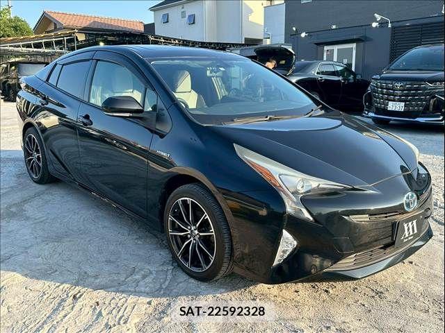 Toyota PRIUS 2015-12 8037767-2