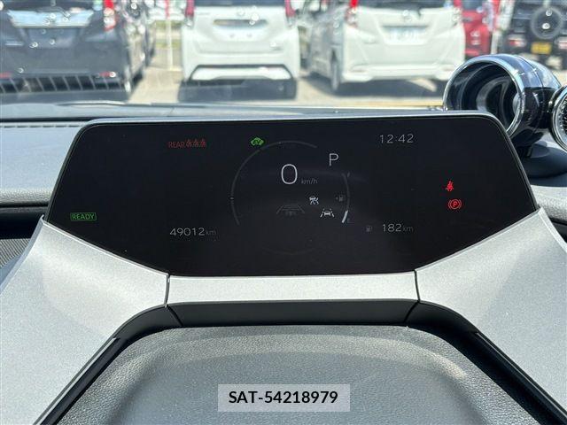 Toyota PRIUS 2023-06 8037764-20