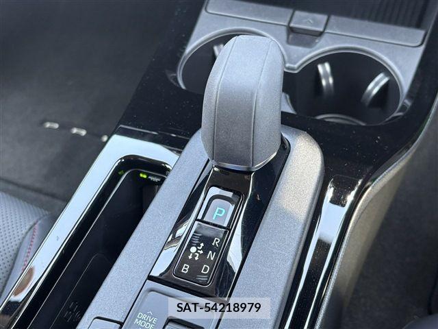 Toyota PRIUS 2023-06 8037764-29