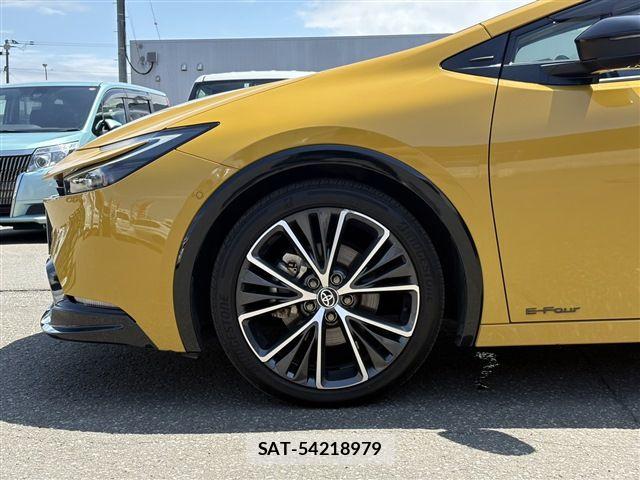 Toyota PRIUS 2023-06 8037764-3