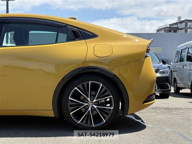 Toyota PRIUS 2023-06 8037764-5