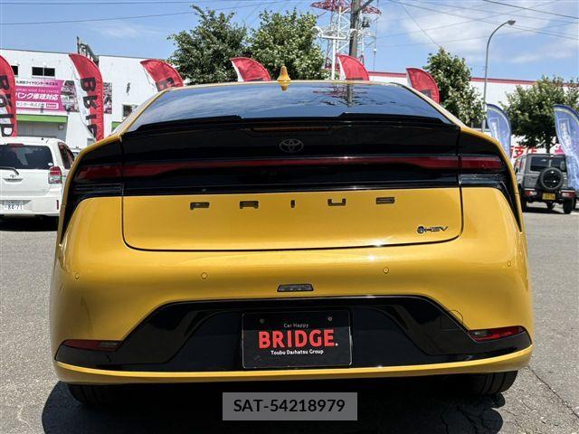 Toyota PRIUS 2023-06 8037764-7