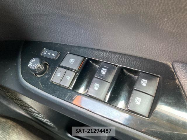 Toyota PRIUS 2017-12 8037766-22