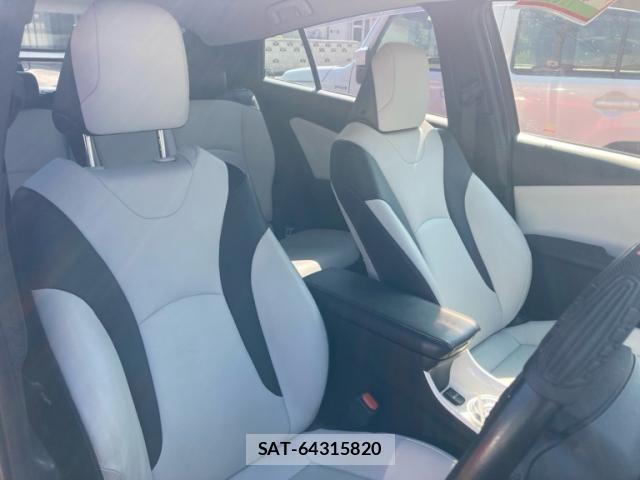 Toyota PRIUS 2016-05 8075210-10