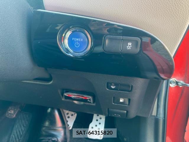 Toyota PRIUS 2016-05 8075210-14