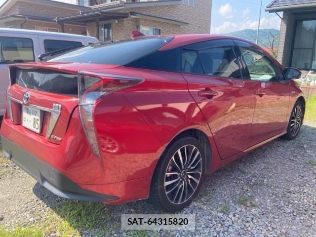Toyota PRIUS 2016-05 8075210-3