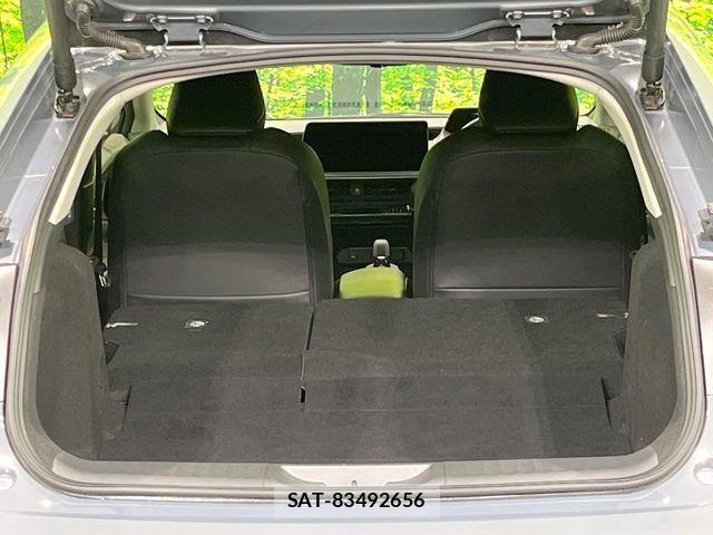 Toyota PRIUS 2023-11 8075203-9