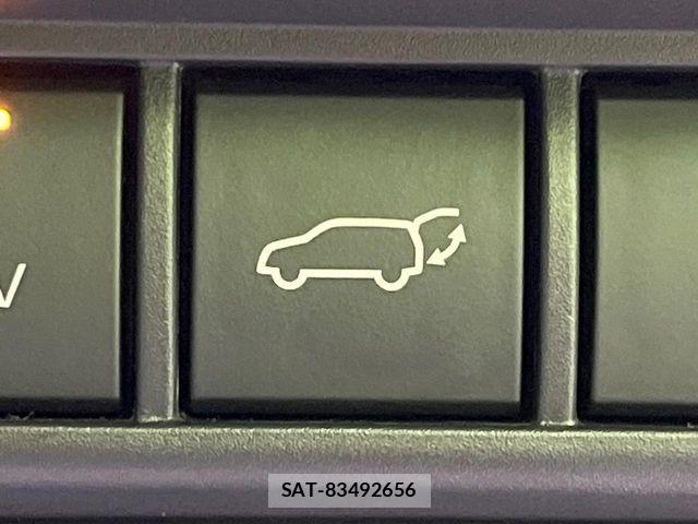 Toyota PRIUS 2023-11 8075203-5