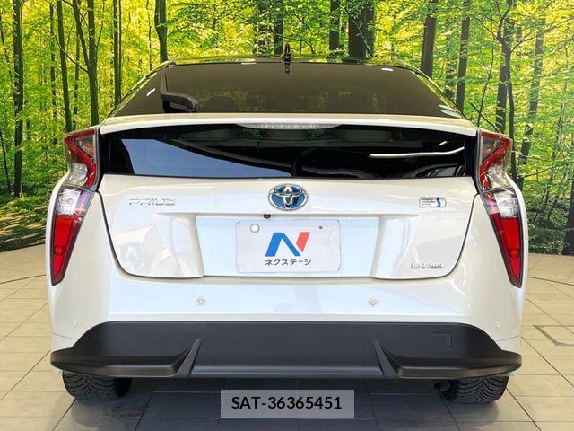 Toyota PRIUS 2017-12 8075207-14