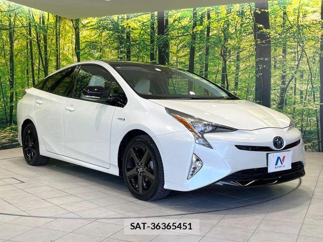 Toyota PRIUS 2017-12 8075207-15