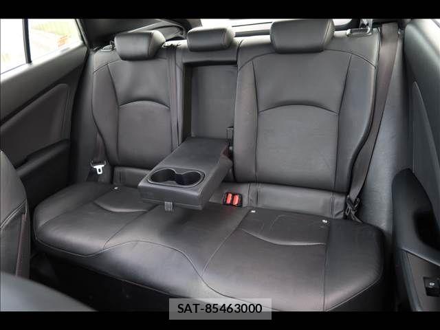 Toyota PRIUS 2017-01 8075209-18