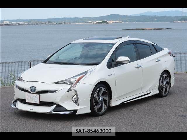 Toyota PRIUS 2017-01 8075209-5