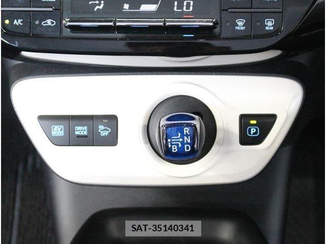 Toyota PRIUS 2016-06 8075208-13