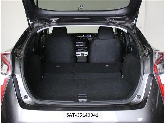 Toyota PRIUS 2016-06 8075208-29