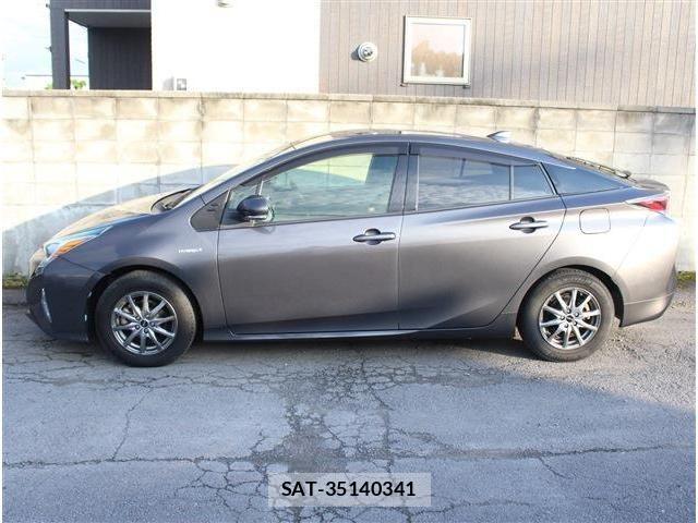 Toyota PRIUS 2016-06 8075208-7