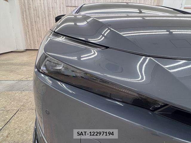 Toyota PRIUS 2023-11 8101360-22