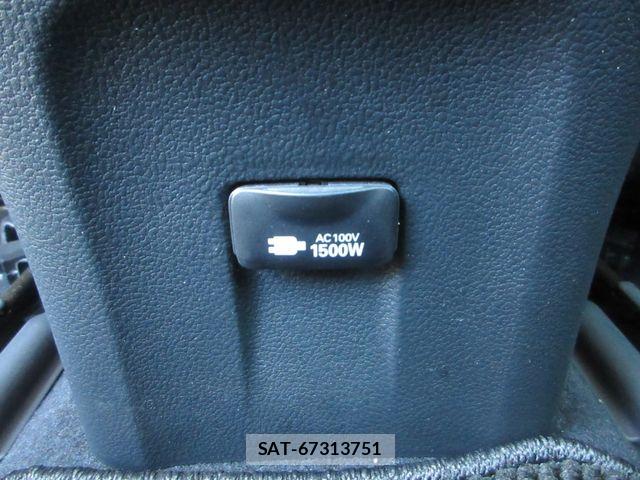 Toyota PRIUS 2022-08 8101362-16