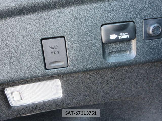 Toyota PRIUS 2022-08 8101362-29