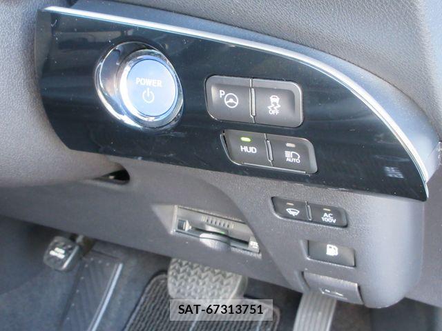 Toyota PRIUS 2022-08 8101362-4