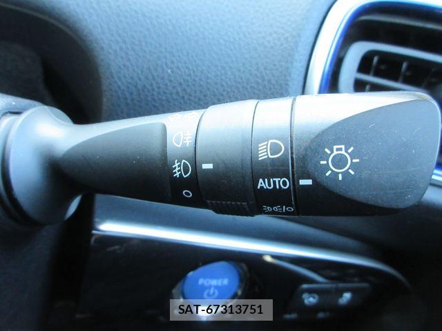 Toyota PRIUS 2022-08 8101362-6