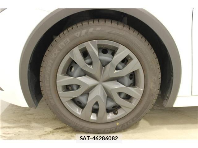 Toyota PRIUS 2025-03 8101359-24