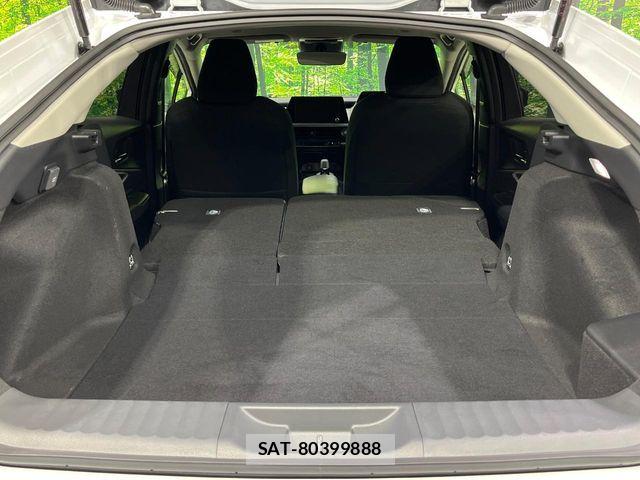 Toyota PRIUS 2025-09 8101358-9