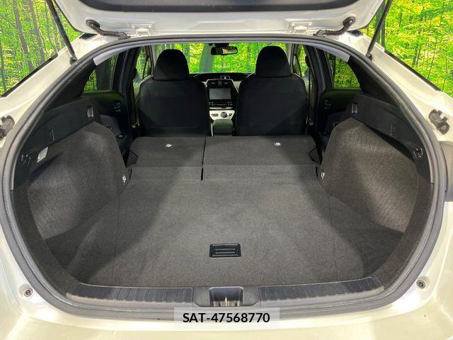 Toyota PRIUS 2016-07 8101363-9