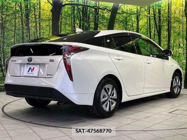 Toyota PRIUS 2016-07 8101363-16