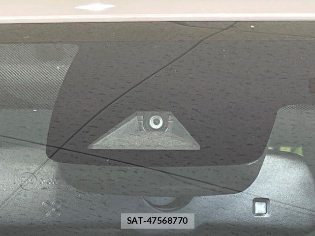Toyota PRIUS 2016-07 8101363-4