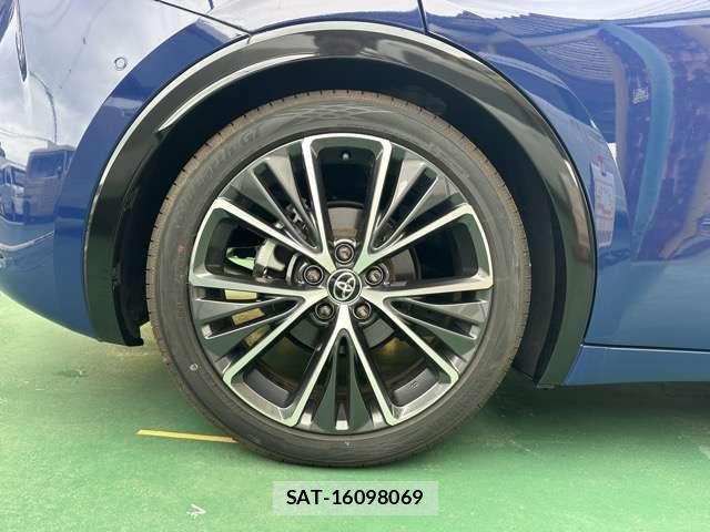 Toyota PRIUS 2023-01 8101357-15