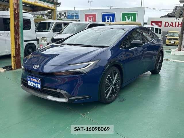 Toyota PRIUS 2023-01 8101357-2