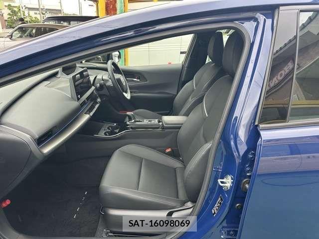 Toyota PRIUS 2023-01 8101357-4
