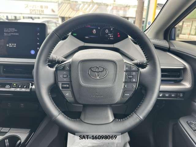 Toyota PRIUS 2023-01 8101357-8