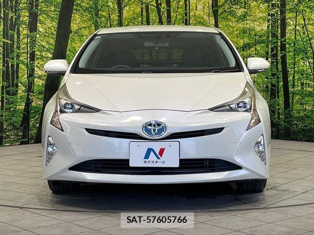 Toyota PRIUS 2016-02 8131973-13
