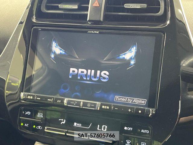 Toyota PRIUS 2016-02 8131973-2