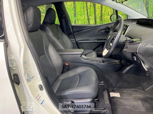 Toyota PRIUS 2016-02 8131973-7