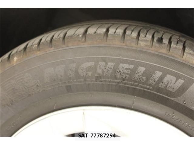 Toyota PRIUS 2016-02 8131975-25