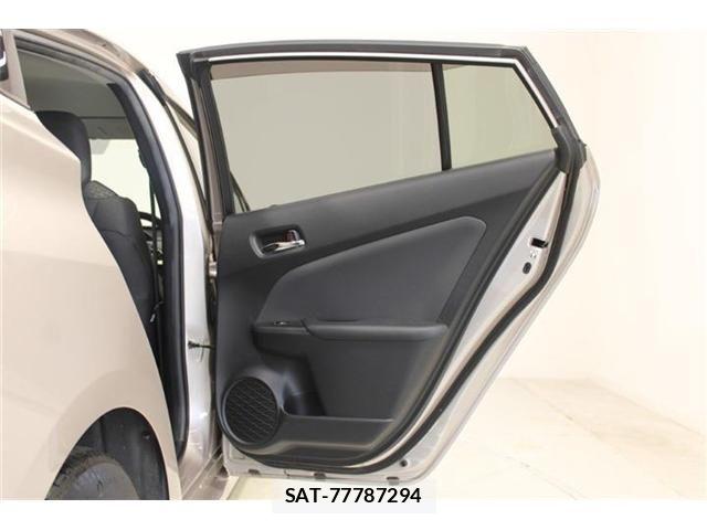 Toyota PRIUS 2016-02 8131975-29