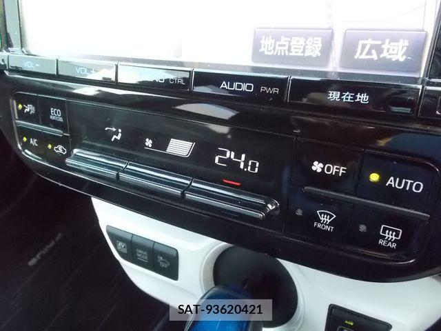 Toyota PRIUS 2016-08 8159053-11