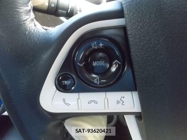 Toyota PRIUS 2016-08 8159053-13
