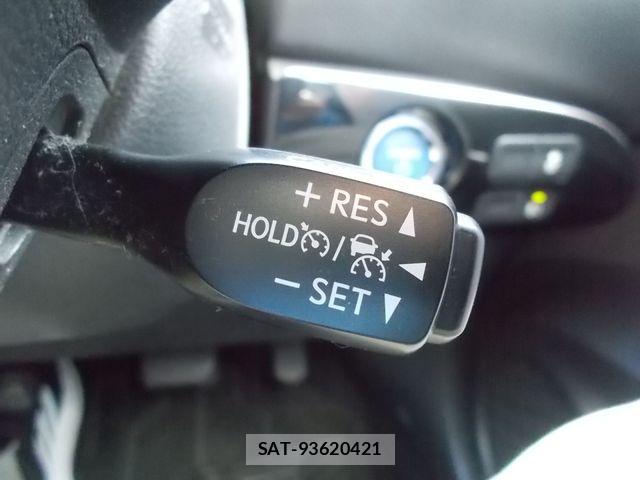 Toyota PRIUS 2016-08 8159053-15