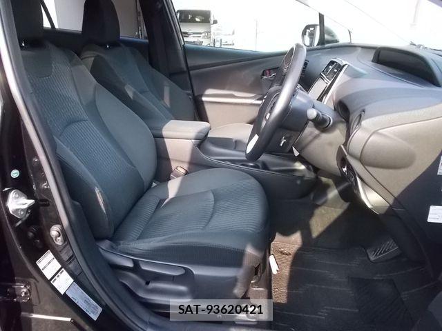 Toyota PRIUS 2016-08 8159053-4
