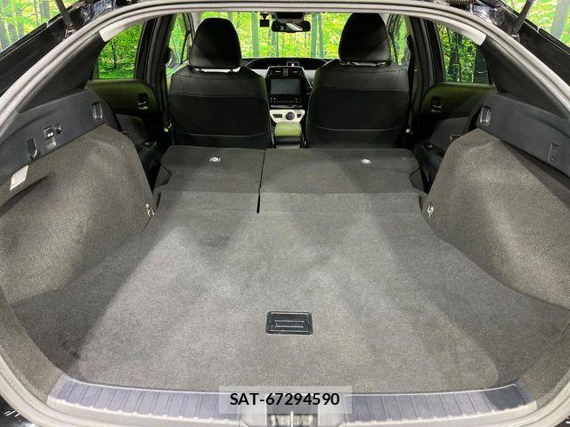 Toyota PRIUS 2016-06 8159049-9