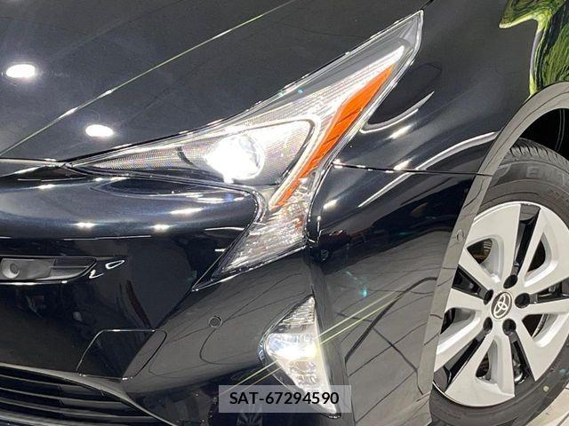 Toyota PRIUS 2016-06 8159049-11