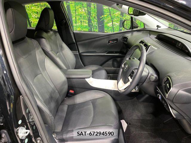 Toyota PRIUS 2016-06 8159049-7